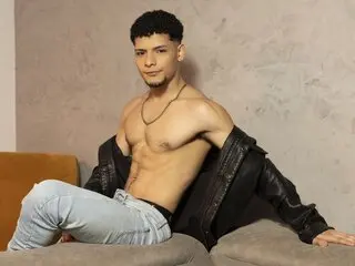 AlessandroKing from Live Jasmin