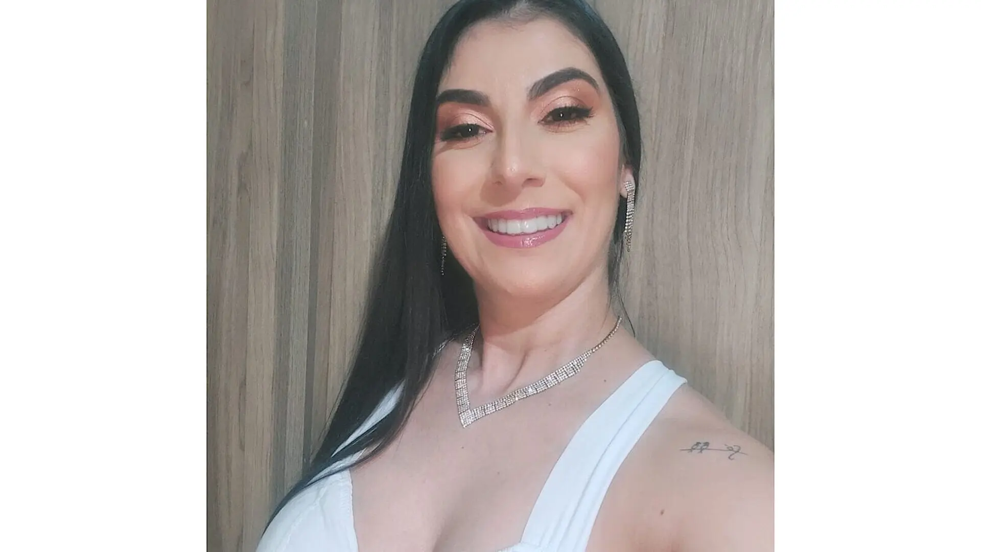 ZaraCampuzano from Live Jasmin